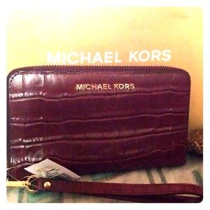 Michael Kors Jet Set Travel Merlot